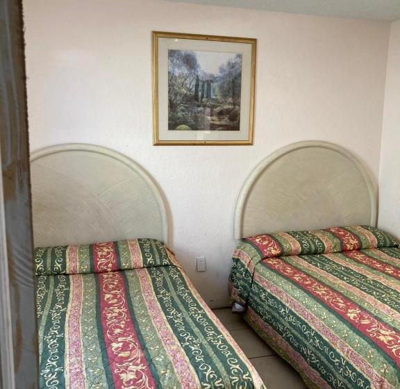 استودیوی استاندارد, Surfside Motel   Seaside Heights