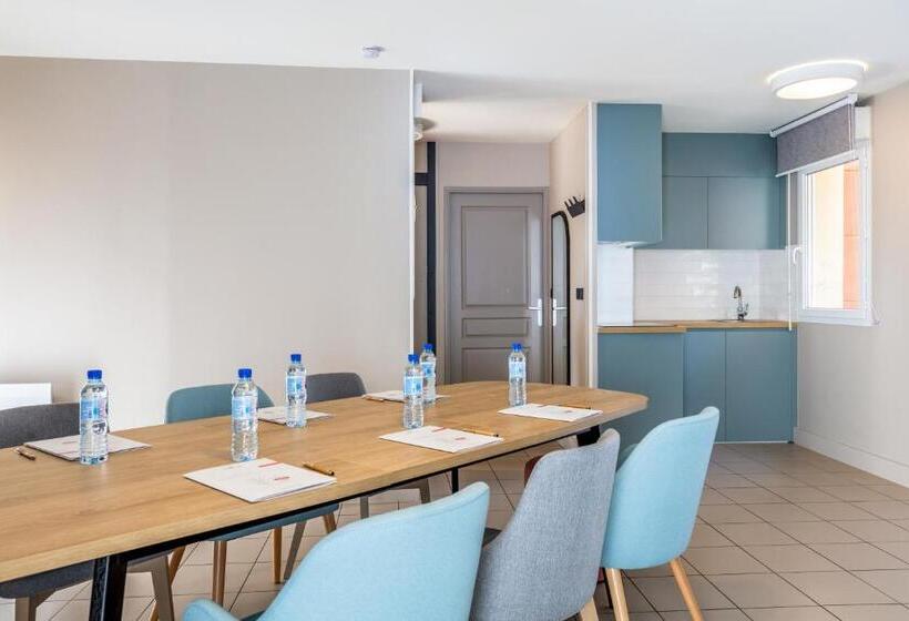 Apartamento Superior 1 Dormitório, Appart City Confort St Quentin En Yvelines  Bois D Arcy