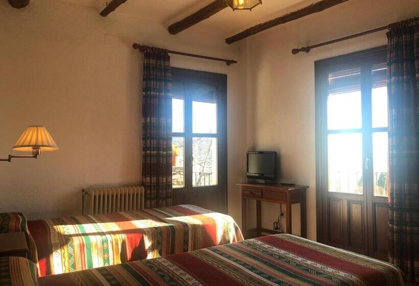 اتاق استاندارد, Hostal Rural Poqueira