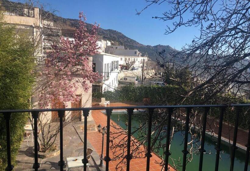 اتاق استاندارد, Hostal Rural Poqueira