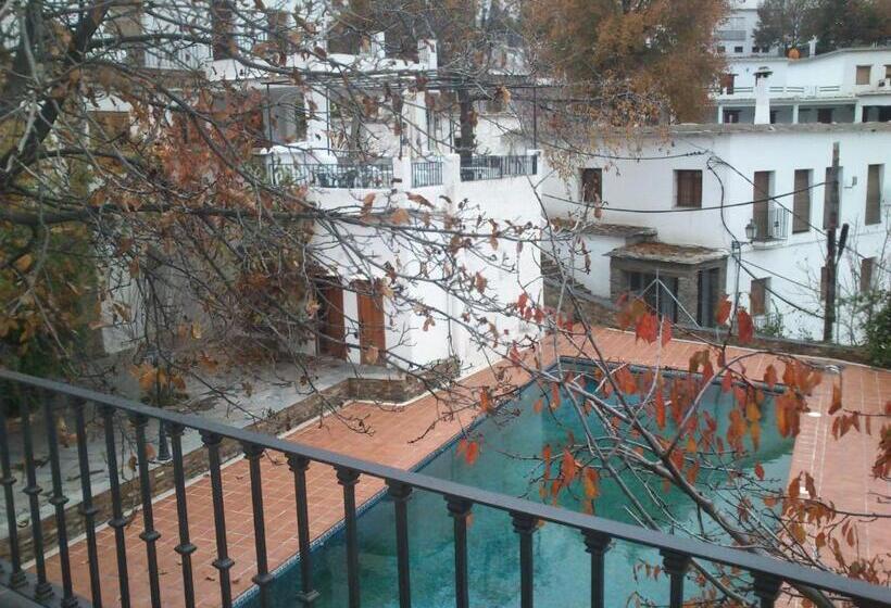 اتاق استاندارد, Hostal Rural Poqueira