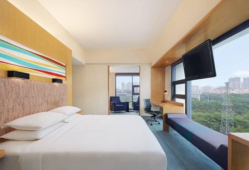 Standard Studio Double Bed, Aloft Nanhai Foshan