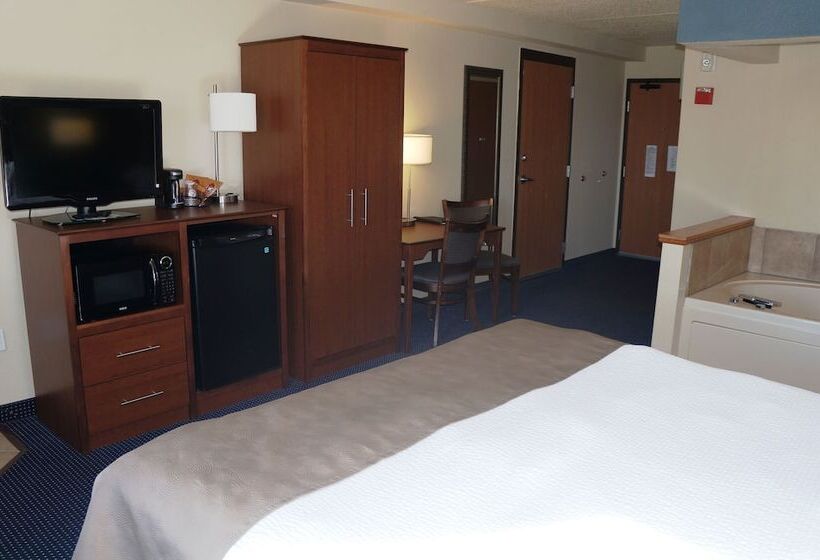 Deluxe Room Adapted for Disabled, Americinn By Wyndham Fort Dodge