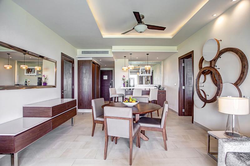 اتاق لوکس با تخت بزرگ, Americinn By Wyndham Fort Dodge