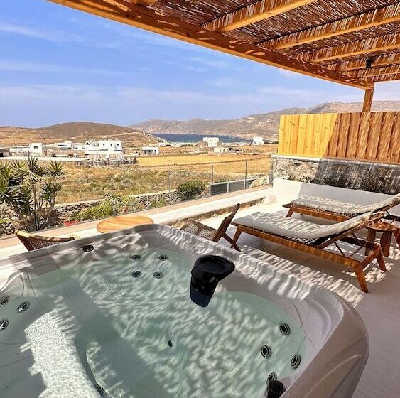 Deluxe Suite Sea View, Ftelia Bay Boutique