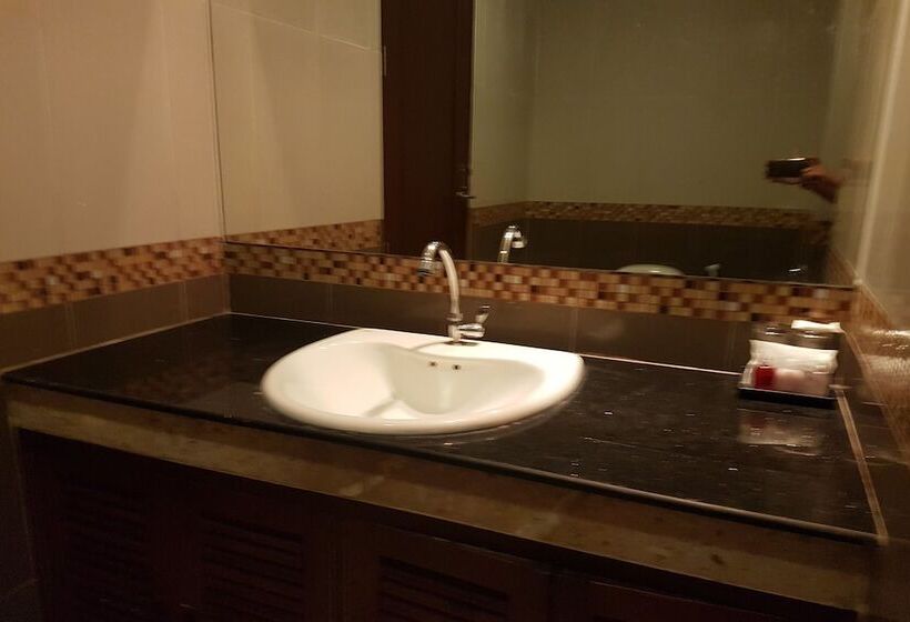 سوئیت خانواده 2 خوابه, Grand Hill Residence