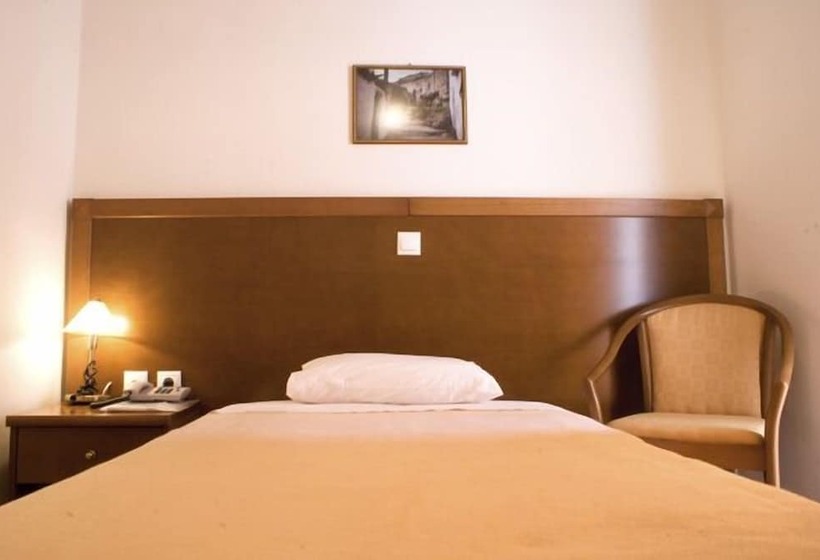 اتاق استاندارد یک نفره, Hiona Holiday