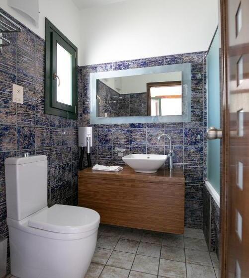 سوییت جونیور با چشم‌انداز دریا, Krinos Suites