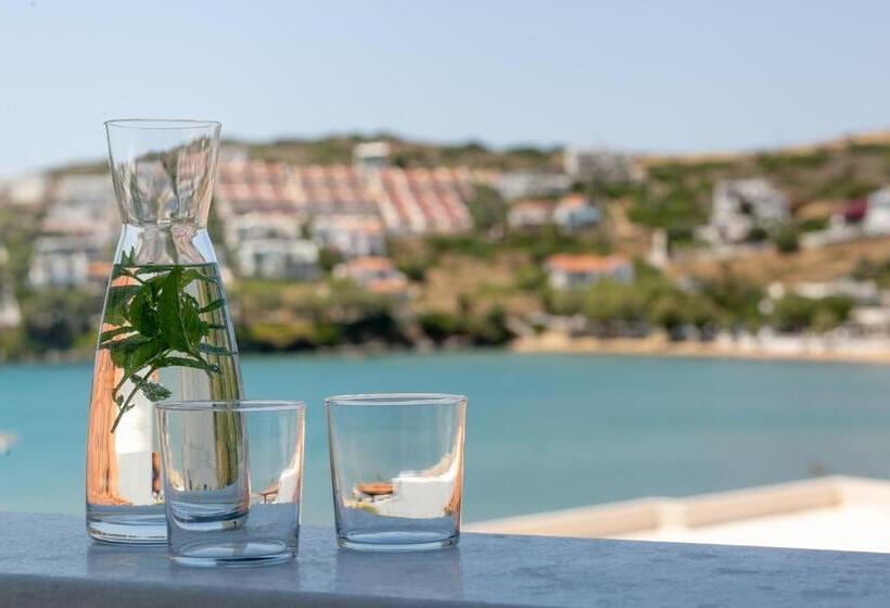 سوییت سوپریور با چشم‌انداز دریا, Krinos Suites
