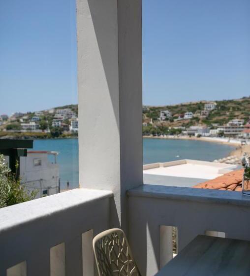 سوییت سوپریور با چشم‌انداز دریا, Krinos Suites