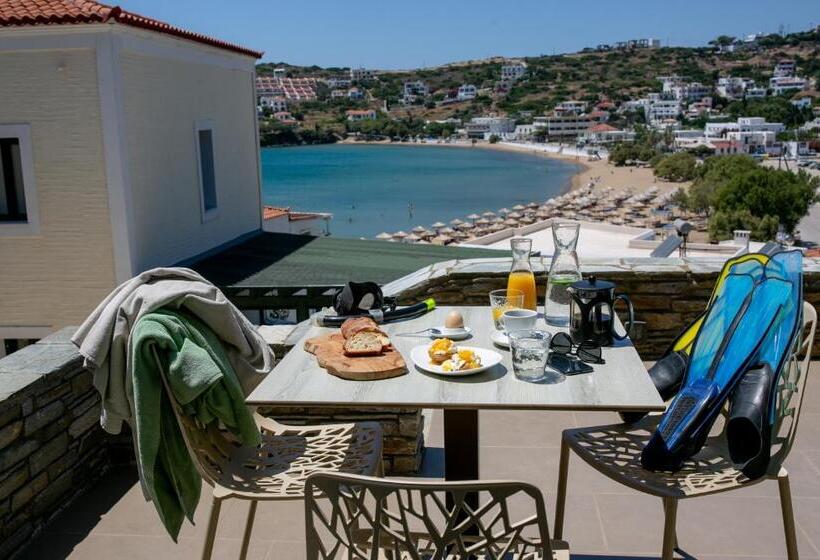 سوییت سوپریور با چشم‌انداز دریا, Krinos Suites