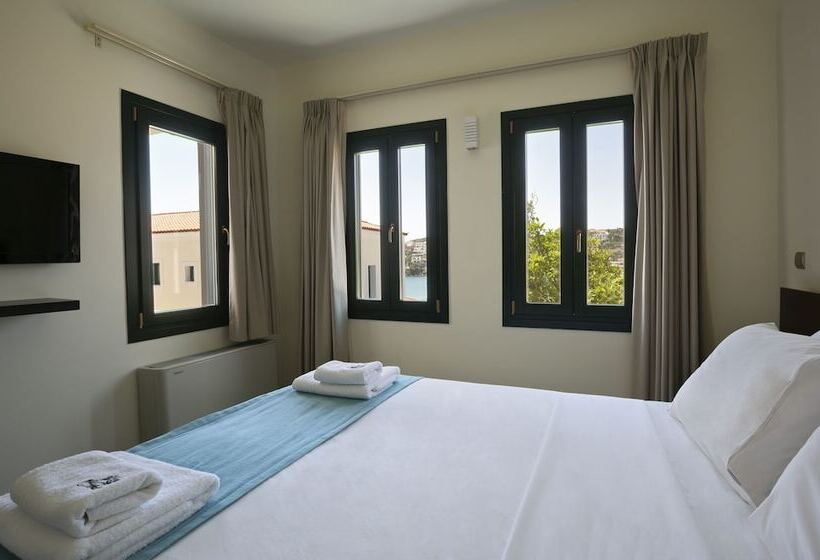 سوییت جونیور با چشم‌انداز دریا, Krinos Suites