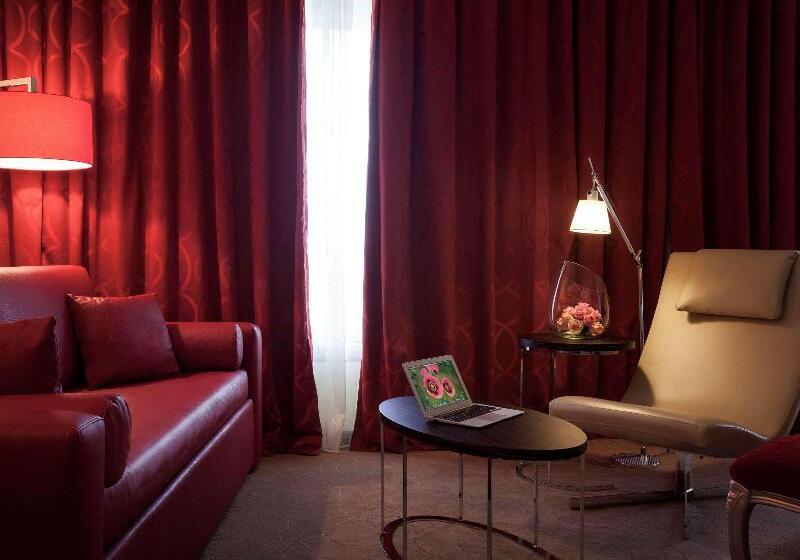 Deluxe Suite King Bed, Pullman Kinshasa Grand