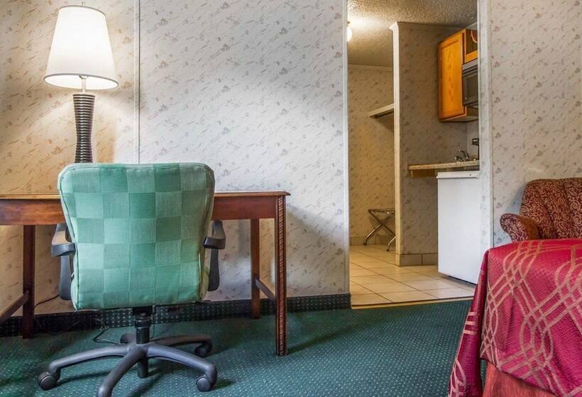 اتاق استاندارد با 2 تخت دوبل, Rodeway Inn & Suites Brunswick Near Hwy 1