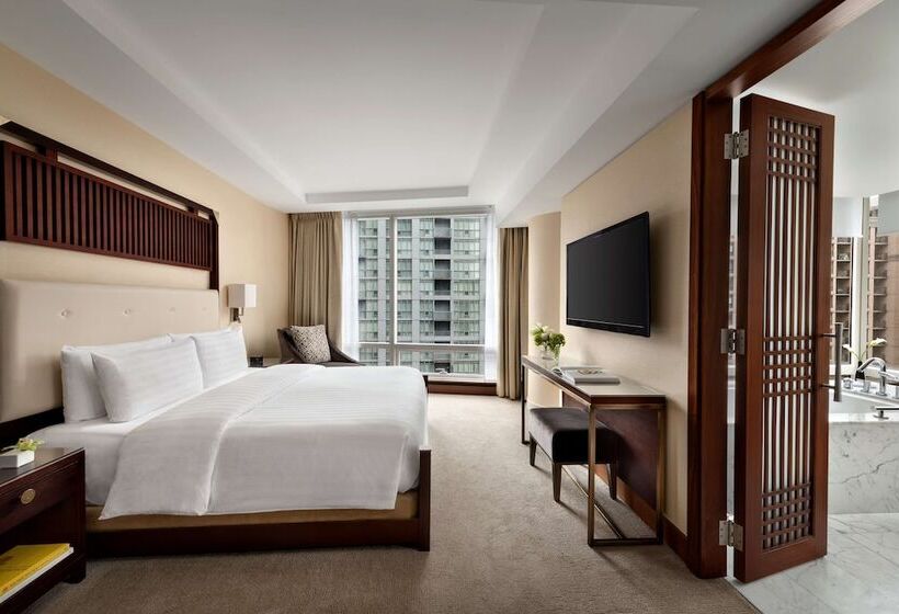 Executive Room, Shangrila Toronto