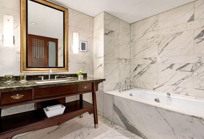 اتاق پرمیوم, Shangrila Toronto
