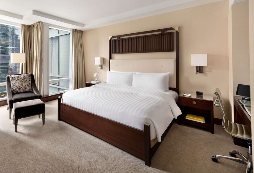 Premium Zimmer, Shangrila Toronto