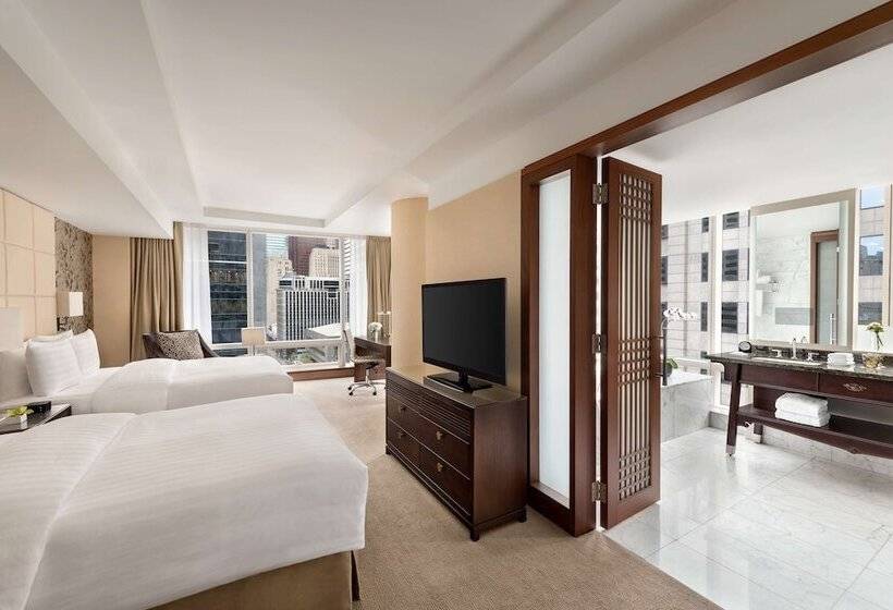 Premium Zimmer, Shangrila Toronto