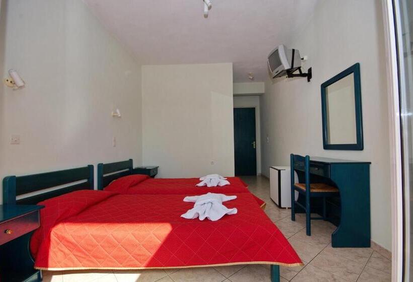 اتاق استاندارد با بالکن, Studios Nelli Alonissos