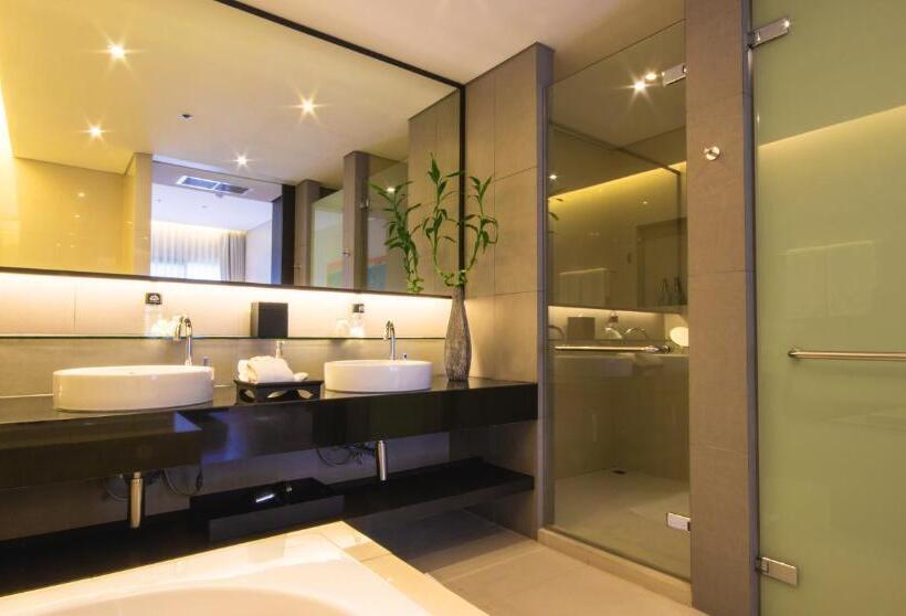 سوئیت با تخت بزرگ, Thanyapura Sports & Health Resort