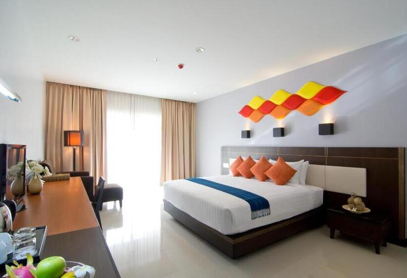 اتاق لوکس, Welcome World Beachfront Resort