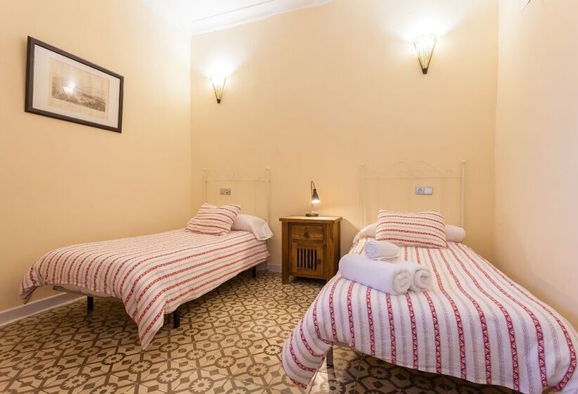 آپارتمان 3 خوابه, Apartamentos Jerez
