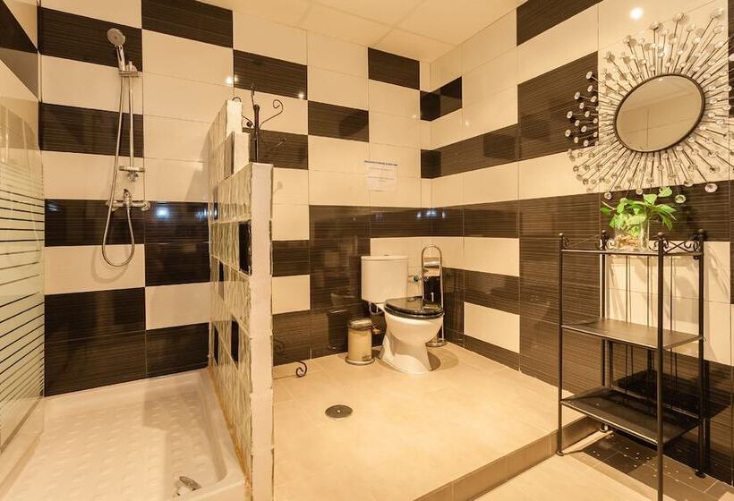 آپارتمان 3 خوابه, Apartamentos Jerez