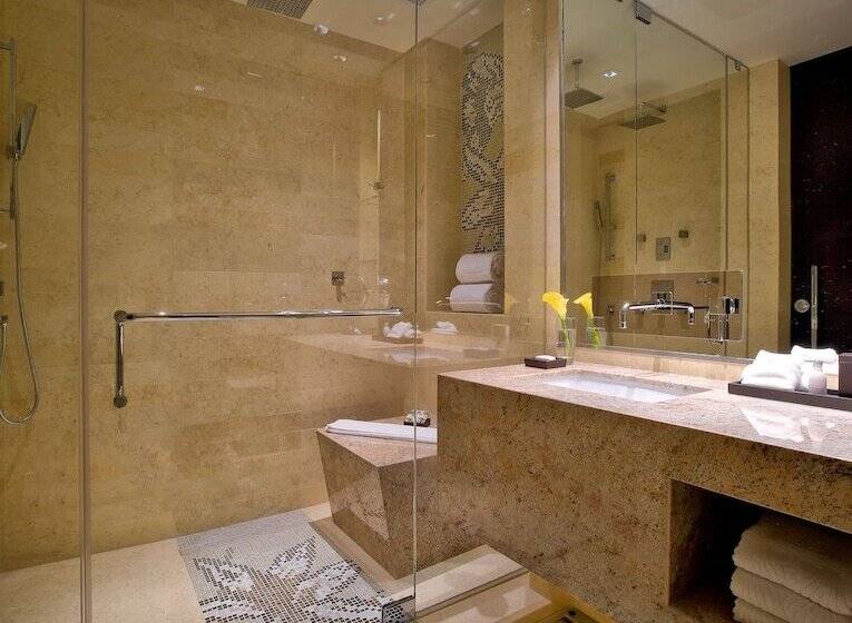 اتاق استاندارد, Eb Hotel Miami Airport