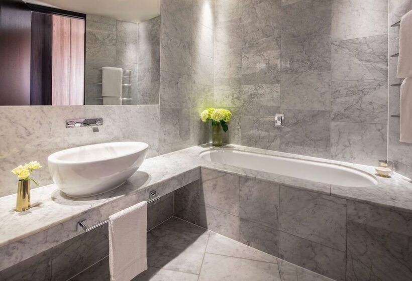 Suite, Anantara The Marker Dublin