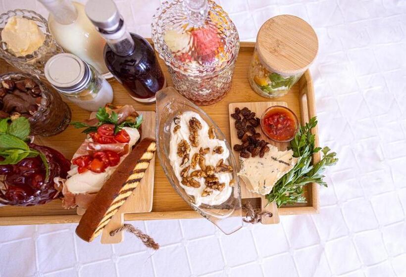 اتاق استاندارد با چشم‌انداز دریا, Buka Sandy Beach