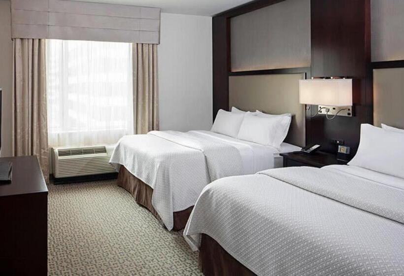 Suite Adapted for people with reduced mobility, Cambria  White Plains  Downtown