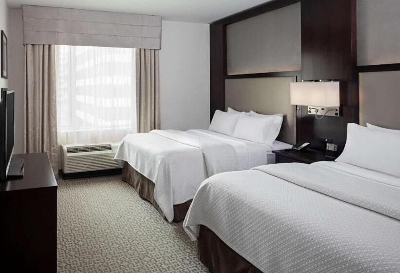 Suite Adapted for people with reduced mobility, Cambria  White Plains  Downtown