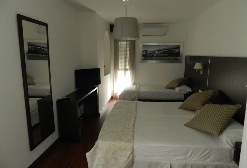 Standard Triple Room, Mare