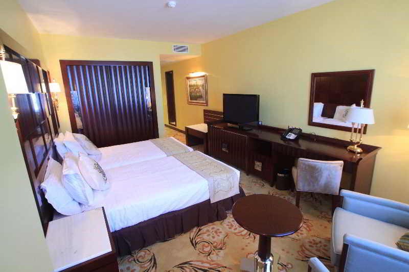 Standard Room, Oasis