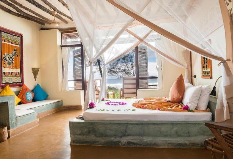 سوییت با چشم‌انداز دریا, Sunshine Marine Lodge