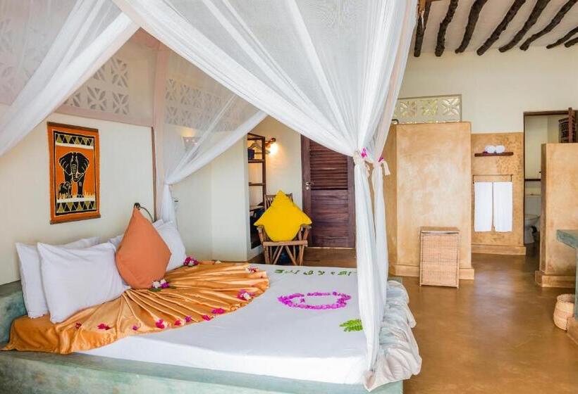 سوییت با چشم‌انداز دریا, Sunshine Marine Lodge