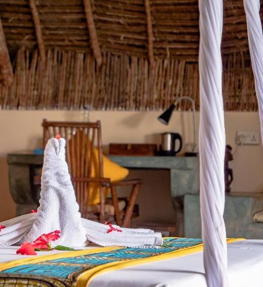 سوییت, Sunshine Marine Lodge