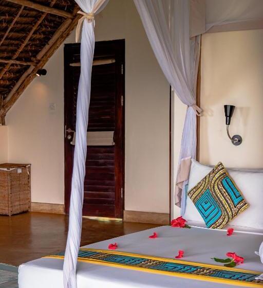 سوییت, Sunshine Marine Lodge
