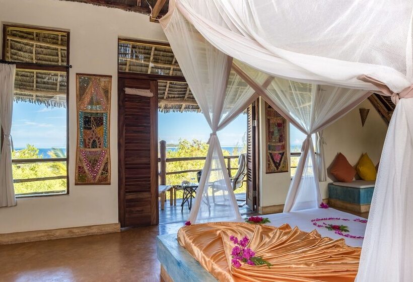سوییت خانوادگی, Sunshine Marine Lodge