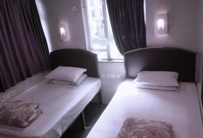 Economy Quadruple Room, Kowloon Youth Village Tsim Sha Tsui 九龙青年公寓