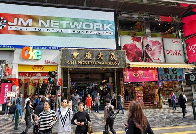 Economy Quadruple Room, Kowloon Youth Village Tsim Sha Tsui 九龙青年公寓