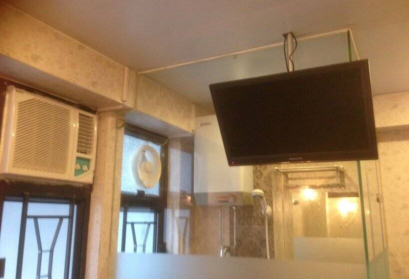 Economy Triple Room, Kowloon Youth Village Tsim Sha Tsui 九龙青年公寓