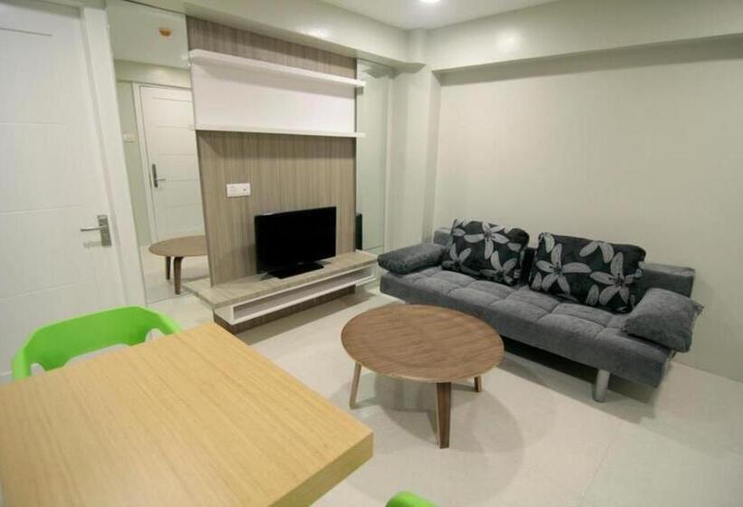 小型套房, Z Pad Residences