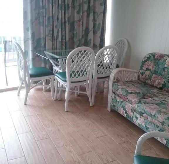 Deluxe Suite King Bed, Paradise Oceanfront Resort