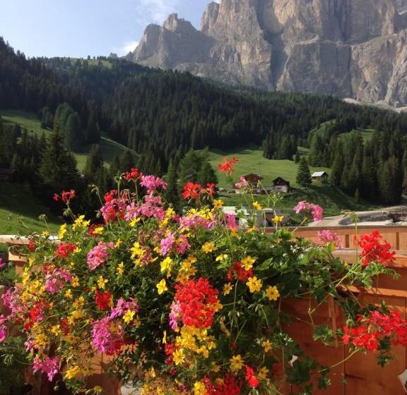 اتاق اجرایی, Wellness Hotel Lupo Bianco