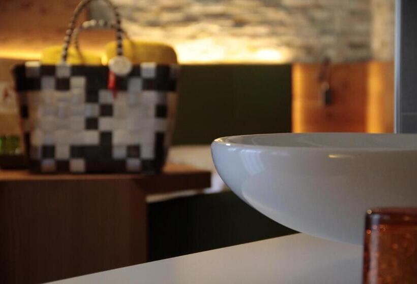اتاق اجرایی, Wellness Hotel Lupo Bianco