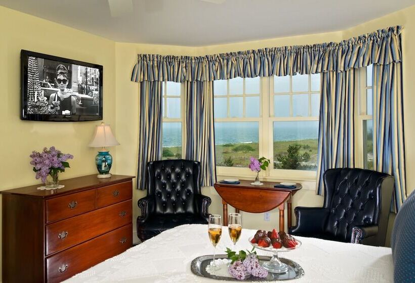 Deluxe Room Sea View, Winstead Beach Resort