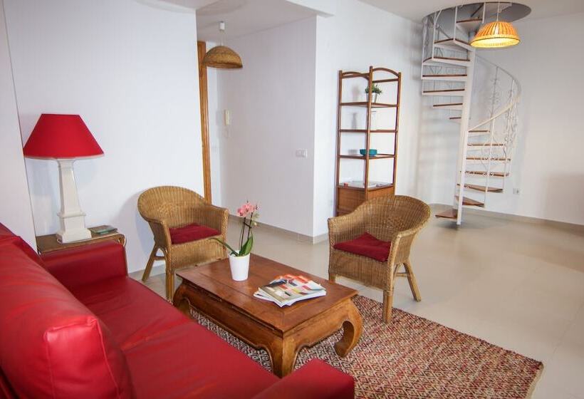 3 Bedroom Duplex Apartment, Sea You Apartamentos Port Saplaya