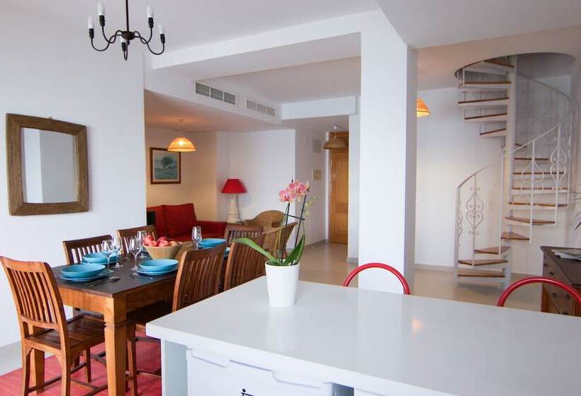 3 Bedroom Duplex Apartment, Sea You Apartamentos Port Saplaya