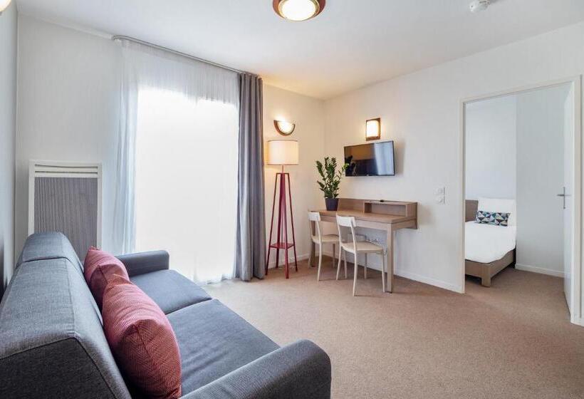 带2个卧室的公寓, Appart City Confort Niort Centre